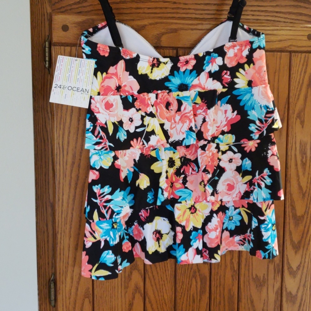 Tankini - Picture 2 of 2